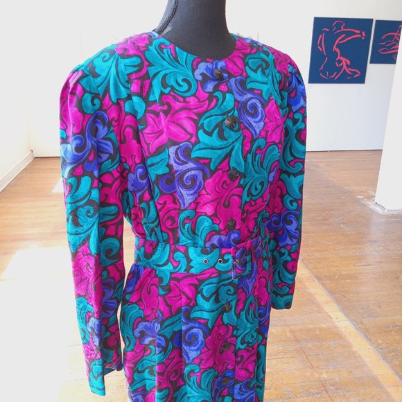 Vintage silk Button-Front floral midi dress with matching belt - Picture 6 of 11